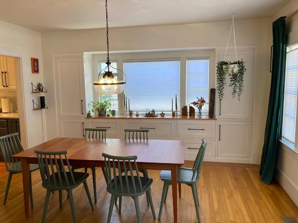 Move-in dining room organized with built-in storage by Kiera Rain, Orinda CA